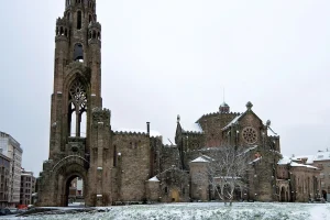 Listado provisional de 1 plaza de auxiliar de biblioteca de O Carballiño publicado en el Boletín Oficial de la Provincia de Ourense.