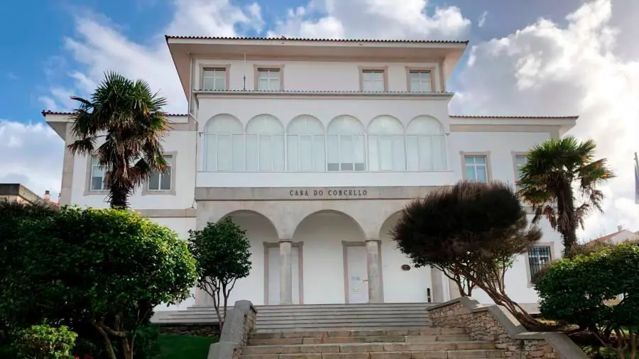 Ayuntamiento Porto do Son: Convocadas 2 plazas de Auxiliar de Administrativo