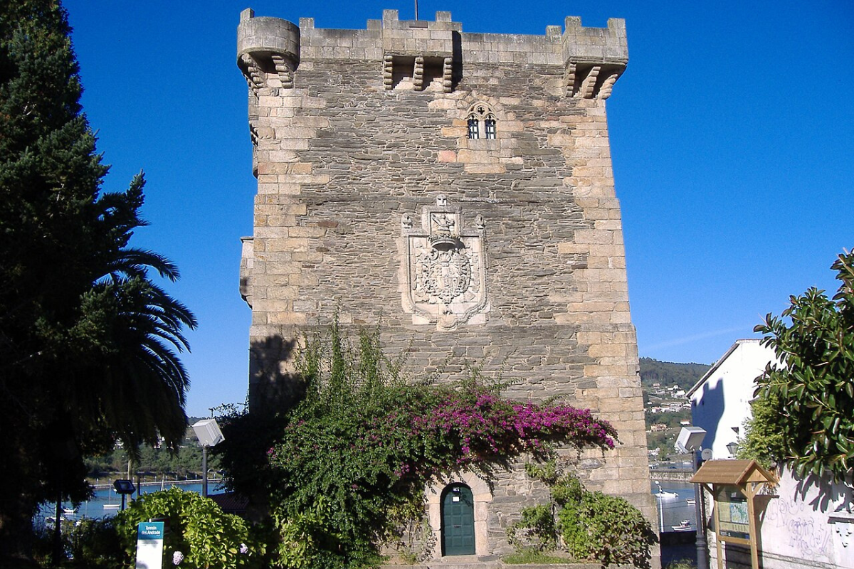 Lista provisional de admitidos y excluidos de administrativo en Pontedeume publicada en 2026