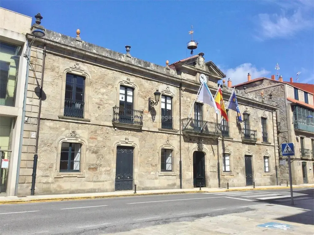 auxiliar administrativo pobra do caramiñal
